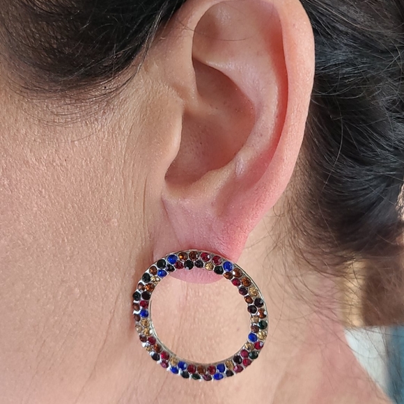 Stud Earrings Circle Shape Red Blue Rhinestones Brand New Valentine's Day Gift - Picture 2 of 4